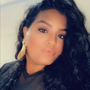 Meet your Posher, Daymarie